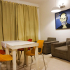 Отель OYO Flagship 592 Hauz Khas Village, фото 13