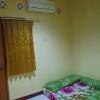 Отель Kost Harian Surabaya, фото 2