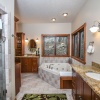 Отель Cherries Jubilee 4 Bedroom House, фото 11