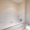 Отель Cosy 2 Bed 2 Bath Central Windsor & Parking, фото 4