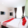 Отель OYO 816 Hotel De Kiara, фото 7