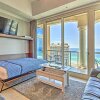 Отель Pensacola Beach Penthouse w/ View + Pool Access!, фото 7