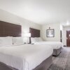Отель Cobblestone Inn & Suites-Fremont, фото 4