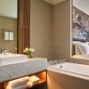 Курортный отель Mövenpick Resort Waverly Phu Quoc, фото 11