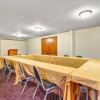 Отель Days Inn by Wyndham Airport/Maine Mall, фото 10