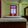 Отель OYO 11935 White Cloud Guest House, фото 23