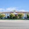 Отель Holiday Inn Express & Suites Clovis-Fresno Area, фото 16