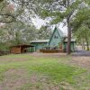 Отель A-frame Cottage w/ Deck ~ 5 Mi to Lake Bastrop!, фото 21