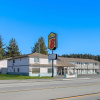 Отель Super 8 by Wyndham Crescent City, фото 13