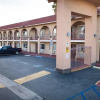 Отель Rodeway Inn & Suites, фото 50