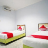 Отель OYO 754 Nur Aziziah Guest House, фото 3