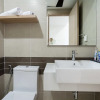 Отель Minimalist Apartment Rivergate, фото 9