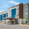 Отель SpringHill Suites Charlotte Airport Lake Pointe, фото 1