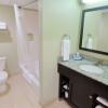 Отель Holiday Inn Express & Suites Pittsburgh West - Greentree, an IHG Hotel, фото 9