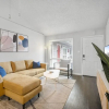 Отель Chic Serene Sola Comfy 1BR King Suite w Parking, фото 3