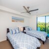 Отель Stylish Beach Side Apartment - Unit 5 - 33 Lorikeet Drive, фото 6