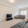 Отель Lavish Brand New Four Bedroom Townhouse, фото 16