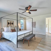 Отель Chic Glendale Home w/ Private Pool & Grill!, фото 6