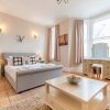 Отель Posh Holiday Home in Plymouth near Royal William Yard, фото 9