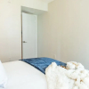 Отель QuickStay - Premium 2-Bedroom with CN Tower & Lake Views, фото 9