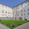 Отель Ex Tribunale Palazzo Bentivoglio Apartment в Ферраре