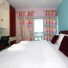 Отель Signature Holiday Home- Skycourt Tower F, фото 35
