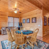 Отель Having a Blast - Five Bedroom Cabin, фото 13