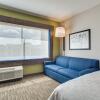 Отель Holiday Inn Express And Suites Denton South, an IHG Hotel, фото 3