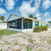 Отель Fort Myers Beach House - 1 Block to the Sand!, фото 1