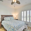 Отель Ocean Isle Condo With Community Pool & Hot Tub!, фото 8
