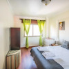 Отель Perfect to Enjoy Lisbon Cascais and Sintra at 1200 metres to metro blue line and Sintra Rail line, фото 3