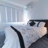 Отель 1 Bedroom Gold Coast Beachside Apt w/AC + Parking, фото 1