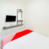 Отель OYO 90048 Teratai Bekasi Guesthouse, фото 4