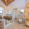 Отель Lap Of Luxury Vila In Tar With Turkish Steambath, фото 9