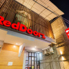 Отель RedDoorz @ Manukan Surabaya, фото 8