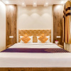 Отель SPOT ON 69549 Hotel Shri Ram Kashi, фото 1