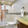 Отель Greer Vacation Rental ~ 11 Mi to Greenville!, фото 10