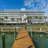 Отель NEW Beach Condo 5 min walk to the Beach Sleeps 9, фото 21