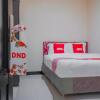 Отель Guest House Citra Pemuda Syariah by OYO Rooms, фото 6