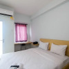 Отель Homey and Comfy Studio Tamansari Mahogany Apartment, фото 6