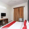 Отель OYO 14408 Corple Stays, фото 12
