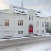 Отель Skolabru Guesthouse в Рейкьявике