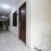 Отель RedDoorz near Ciputra World Kuningan 3, фото 6