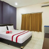 Отель RedDoorz @ Karet Kuningan, фото 7