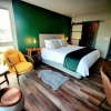 Отель Pinnacle Suites, фото 15