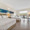Отель Peninsula Island Resort & Spa - Beach Front Property at South Padre Island, фото 31
