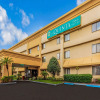 Отель La Quinta Inn & Suites by Wyndham Orlando South, фото 34
