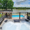 Отель Home on San Jacinto River w/ Hot Tub, Deck & Grill, фото 12