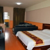 Отель Chengdu Yueyou Hotel Wuhouci Huaxi, фото 1