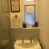 Отель Impeccable 2-bed Apartment 10 Into Central London, фото 13